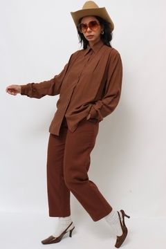 camisa marrom ampla manga longa - loja online
