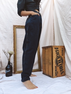 Calça mom jeans original jeans anos 90’s cintura mega alta - loja online