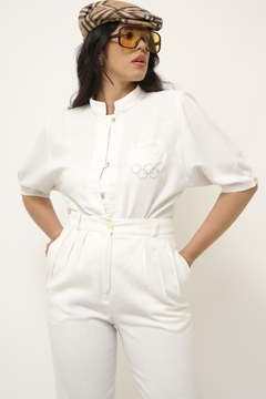 Camisa vintage branca bordado olympiadas