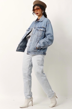 Jaqueta jeans ZOOMP logo bordado costas na internet