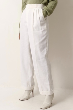 calça branca cintura alta pregas vintage na internet