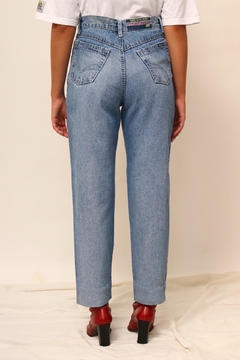 calça jeans classica cintura alta azul na internet