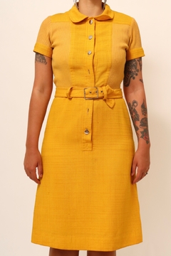 Vestido amrelinho grosso vintage 60´s cinto