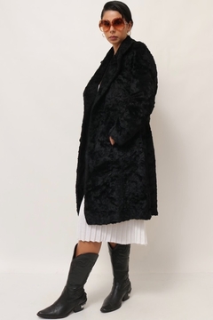 casaco pelucia preto forrado vintage - comprar online