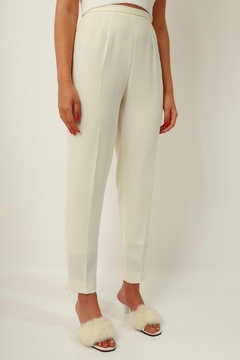 Calça branca cintura mega alta vintage - comprar online