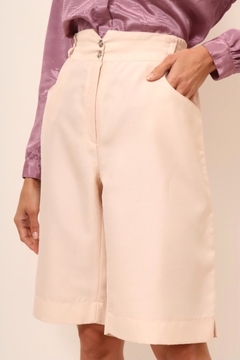 Bermuda cintura alta rosa estilo linho na internet