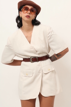 Vestdio blazer off white curto 90´s garimpado em Barcelona - comprar online