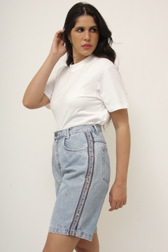 Bermuda jeans vintage detalhe escrita lateral - loja online