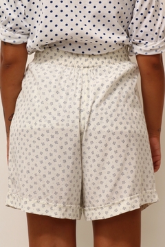 Imagem do Shorts algodão vintage estampado