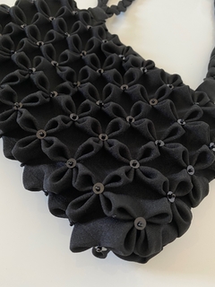 Bolsa tecido flores preta bordado