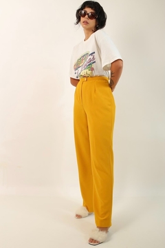 Calça cimtura alta alfaiataria barra reta amarela - comprar online