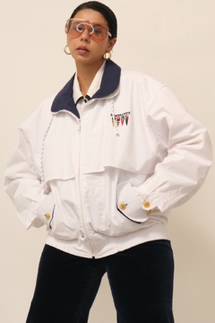 Jaqueta branca com azul bordado - loja online