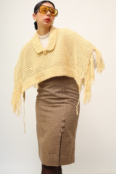 Poncho off white franjas vintage - comprar online