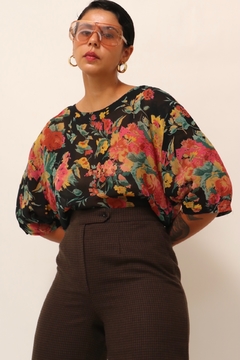 Blusa preta floral vintage - comprar online