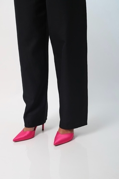 Imagem do calça pantalona cintura mega alta preta