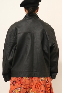 Imagem do jaqueta couro preto forrado bomber