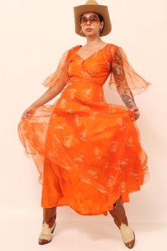 Vestido laranja fuido floral manga vintage - Capichó Brechó