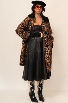Casaco leopardo detalhes pelucia preto 60´s - comprar online
