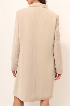 casaco Calvin Klein bege forro matelasse - loja online