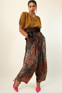 Calça veludo pantalona cintura mega alta - comprar online