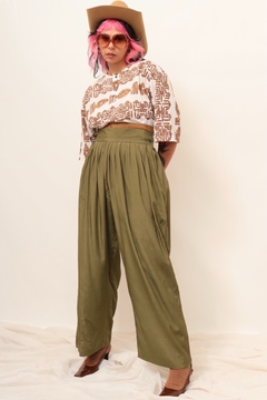 Calça verde cintura alta pantalona det marrom na internet