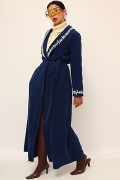 Robe azul aveludado bordado manga e gola - comprar online