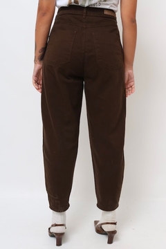calça cintura alta bag marrom vintage - Capichó Brechó