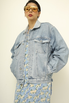 Jaqueta jeans classica bordado costas - comprar online