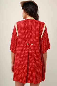 Vestido poa vermelho com bege vintage na internet