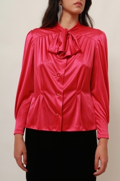 camisa acetinada rosa laço gravata - loja online