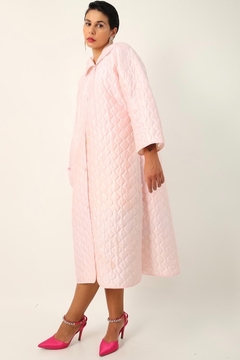 Robe de matelasse rosa acolchoado vintage na internet
