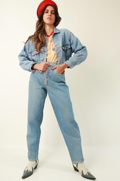 Calça Mom jeans cintura mega alta vintage