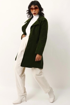 Imagem do casaco verde musgo veludo forrado
