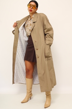 Trench coat forrado classico vintage na internet
