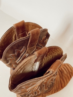 Bota western 100 % couro cowboy 40