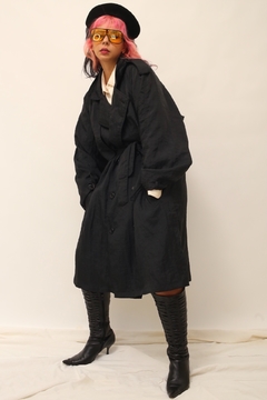 Trench coat preto nylon amplo - loja online