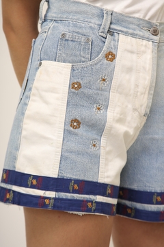 Shorts jeans flor bicolor KIWI