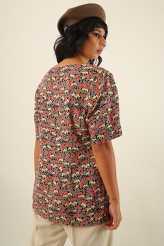 Blusa ombreira decote 90’s vintage - loja online