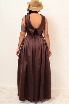 Vestido marrom longo saia vintage recorte chic - loja online