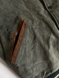 Jaqueta GAP couro camurça forrada bordado - comprar online