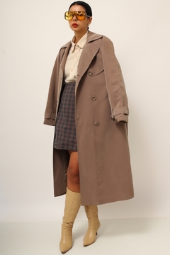 Trench coat marrom aveludado forrado vintage - loja online