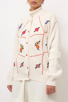 Imagem do cardigan estampa flores vintage