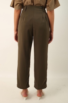 Calça cintura alta verde militar vintage - comprar online