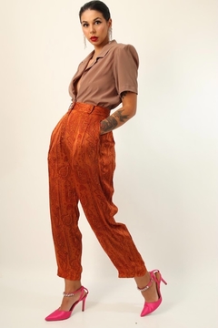 Calça acetinada cintura mega alta laranja - comprar online