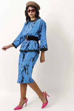 vestido midi ombreira zebra azul - comprar online
