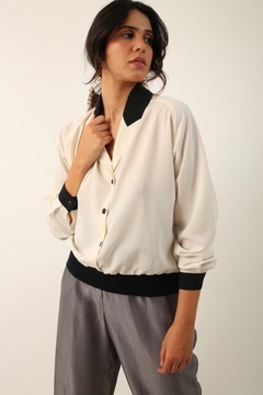 camisa bicolor off com recorte preto - Capichó Brechó