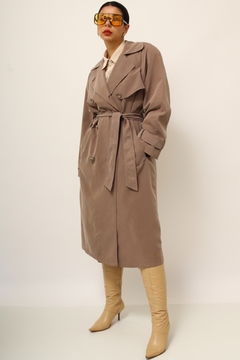 Trench coat marrom aveludado forrado vintage - comprar online