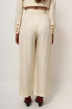 Conjunto crepe calça pantalona + blazer cropped - comprar online