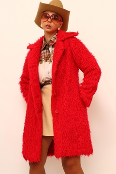 Casaco pelucia vermelho vintage na internet