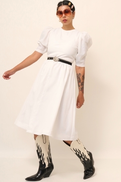Imagem do Vestido branco manga bufante rodado vintage 60´s